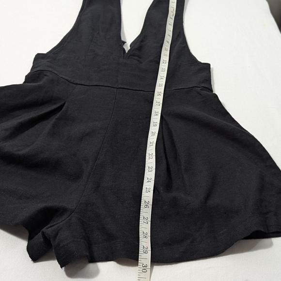 Forever 21 Black Size M Button Front Romper Deep V Neck Sleeveless - Picture 6 of 14
